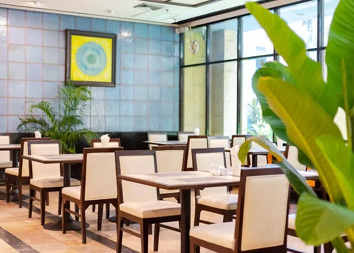 Hotel Pinnacle Lumpini Park 3*
