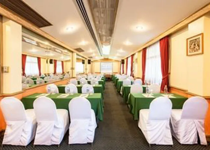 Pinnacle Lumpini Park 3* Bangkok