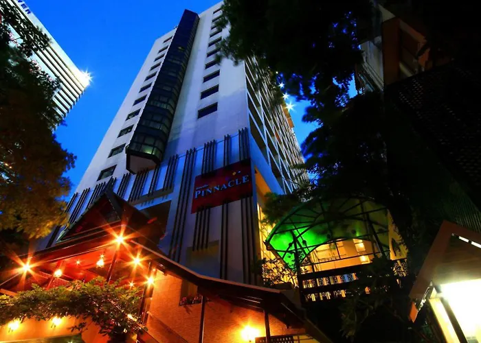 Hotel Pinnacle Lumpini Park 3*