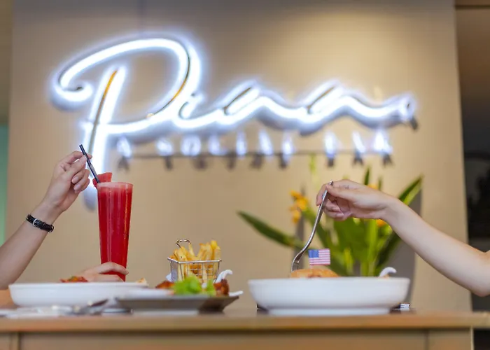 Pinnacle Lumpini Park Hotel