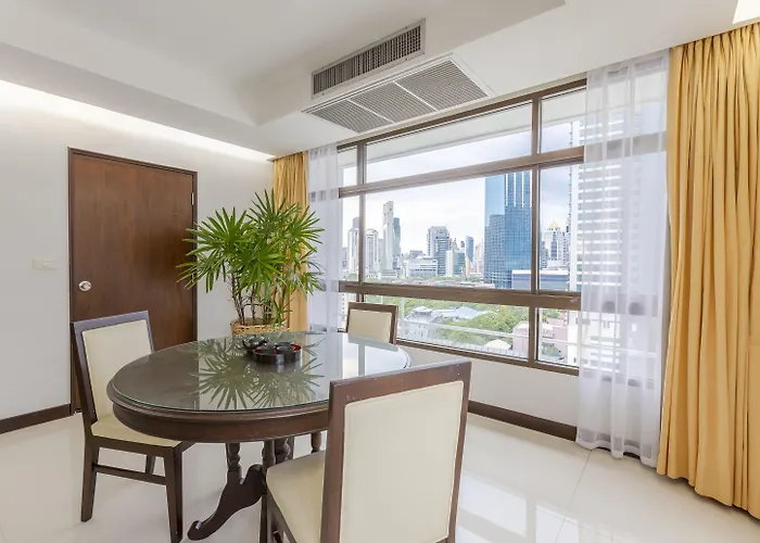 Hotel Pinnacle Lumpini Park