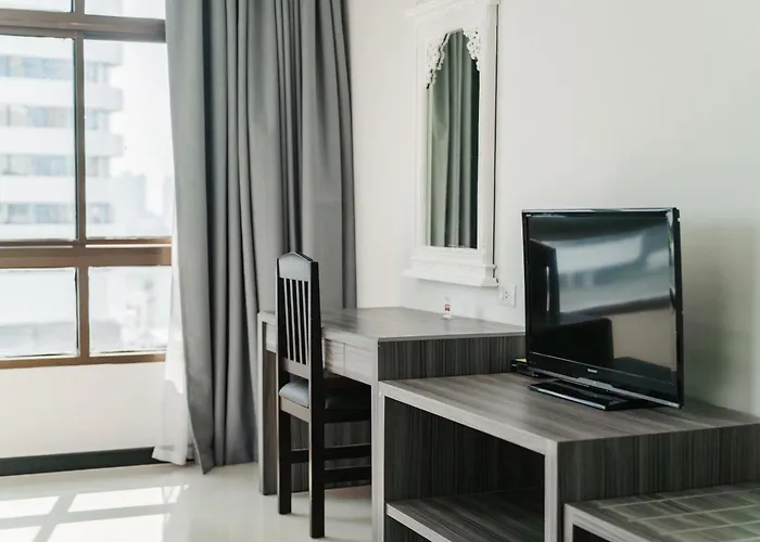 Pinnacle Lumpini Park Hotel Bangkok