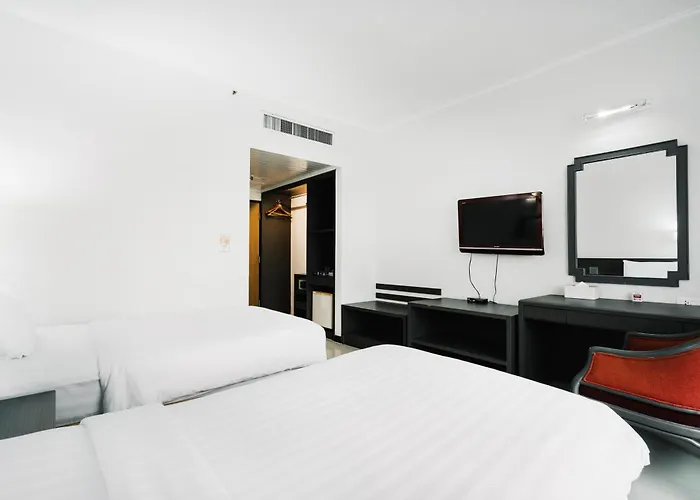 Pinnacle Lumpini Park Hotel Bangkok
