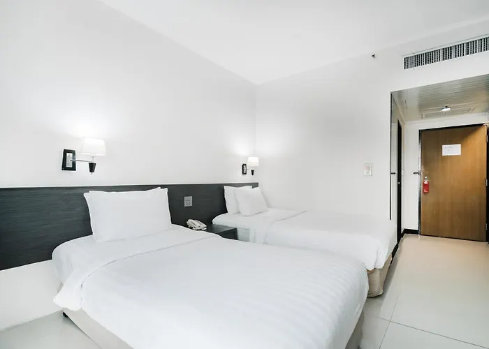 Hotel Pinnacle Lumpini Park 3*