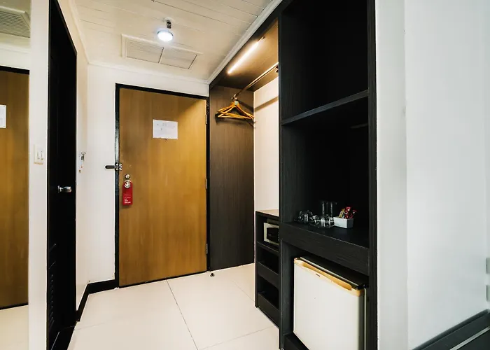 Hotel Pinnacle Lumpini Park 3*