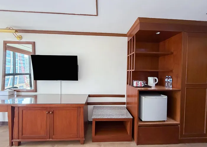 Pinnacle Lumpini Park Hotel Bangkok